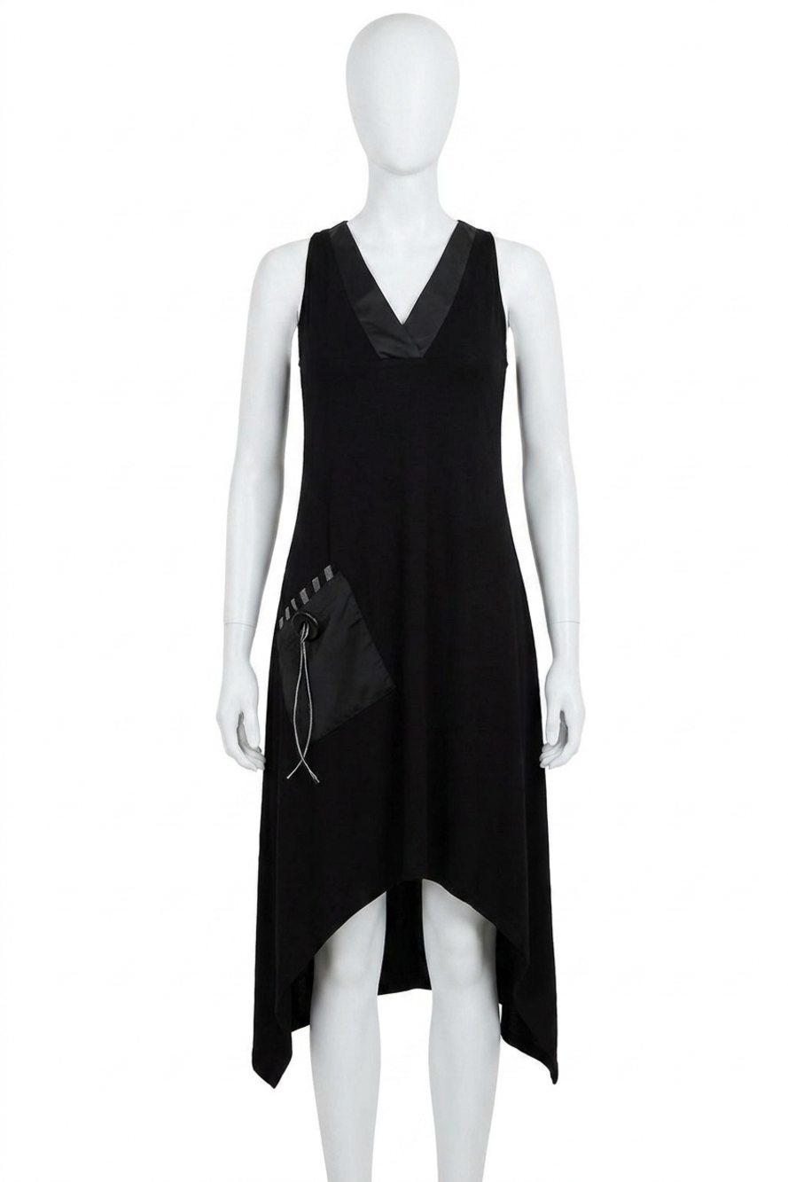 NEW ANGEL v-neck sleeveless dress in black